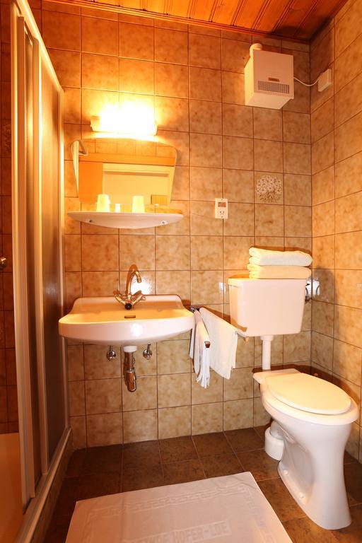 Hofer Guest House Villach Cameră foto