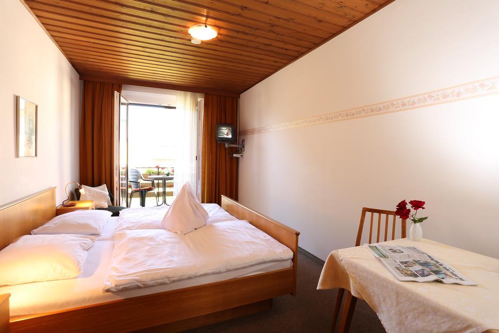 Hofer Guest House Villach Cameră foto